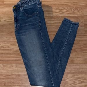 Hi-rise American Eagle jeggings
